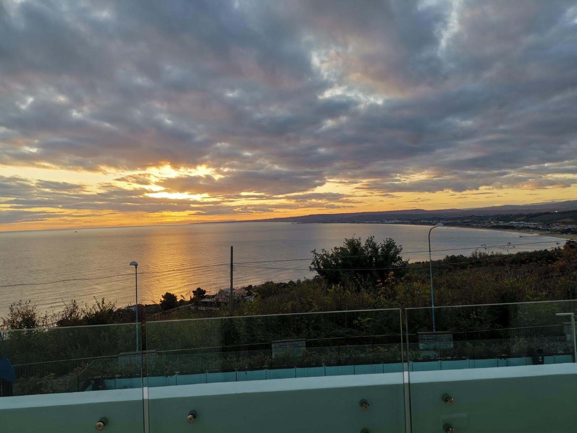 Santa Lucia Home ヴァスト エクステリア 写真